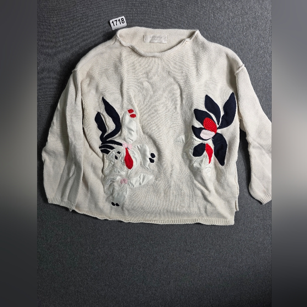 Women's Cream Sweater with Floral Design. Large. Abstract 90s.